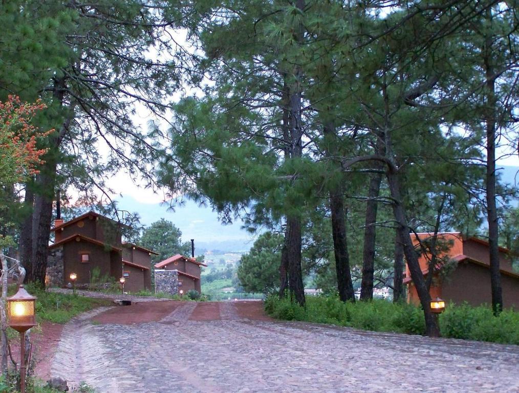 Отель Monterra Тапальпа Экстерьер фото